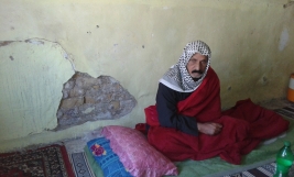 Sadr City - Family of 5 seeks financial help to access treatment for ill father, and cover their living expenses