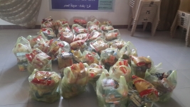 مركز مدينة الصدر : توزيع 34 سلة غذائية خاصة بشهر رمضان المبارك كوجبة ثانية .