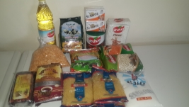 مركز مدينة الصدر : توزيع 100 سلة غذائية خاصة بشهر رمضان المبارك كوجبة رابعة . 