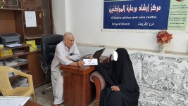 مركز ارشاد الكريعات:السيد/ عبد الرزاق كامل يتبرع حقوقاً شرعية (خمس) للأسر المستحقة