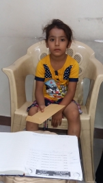 بغداد – مدينة الصدر : الطفلة ملاك امير صبري تحصل على كفالة شهرية لشهر ايلول .