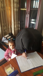 فرع البياع :استلام الارملة / شيرين صادق سلمان ,الكفالة الشهريه المخصصة لطفلتها 