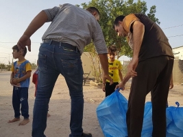 فرع النجف  :  محسن يتبرع  للافطار 150 نازح ونازحه من محافظه الموصل 