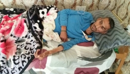 فرع مدينة الصدر : شاب يعاني من الشلل الرباعي يحتاج الى مد يد العون والمساعده لاجراء عمليه له