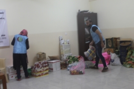  فرع مدينة الصدر:توزيع الوجبة الاولى من السلال الغذائية على 40  عائلة متعففة