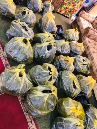 فرع مدينة الصدر : توزيع 24 سلة غذائية تبرعات عينية .