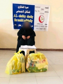 فرع مدينة الصدر : كفالة ايتام برعاية السيد شفيع عزام 