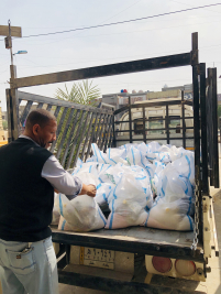 فرع مدينة الصدر : استلام وتوزيع (75) سلة غذائية استجابة للحملة الرمضانية 
