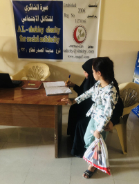 فرع مدينة الصدر : تسليم تبرعات المحسنين الكرام