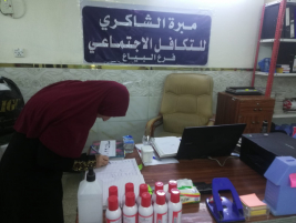 فرع البياع : تسليم المساعدة المالية المقدمة من (تبرعات المحسنين الكرام  ) للمتعففة (هديل س)