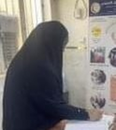 فرع البياع : تسليم الكفالة الشهرية للمتعففه ( زمن خ ) من المتبرعة الكريمة (ام معد )