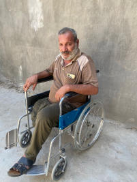 فرع البياع : مساعدة مالية من المتبرع السيد سايمون ديلي   , لعائلة المتعفف (احمد ,ش)