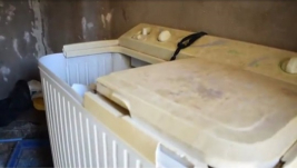 فرع النجف :- لاتزال اسره السيده / انتصار وايتامها يناشدون اهل الخير لمساعدتهم 