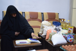 فرع النجف :- تسليم التبرع المالي من قبل الحاج / عبد الصاحب الشاكري 