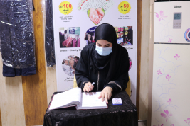 فرع البصرة : تسليم كفالة الايتام الشهرية من المتبرع الكريم / فراس كاظم