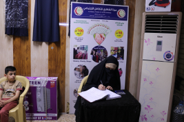 فرع البصرة:تسليم كفالة الايتام الشهرية من قبل المتبرعه / نداء حبيب