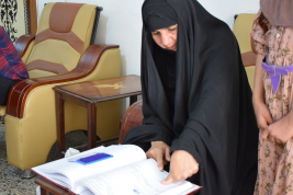 فرع النجف :-  تسليم التبرع الوارد من الحاج / عبد الصاحب الشاكري لنداء الارمله / شهلاء .ب . ف