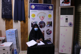 فرع البصرة : تسليم كفالة الاسرة الشهرية من المتبرع الكريم / فراس كاظم