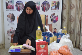 فرع النجف :- تسليم التبرع الوارد لاسره السيدة / كريمه . م . ر 