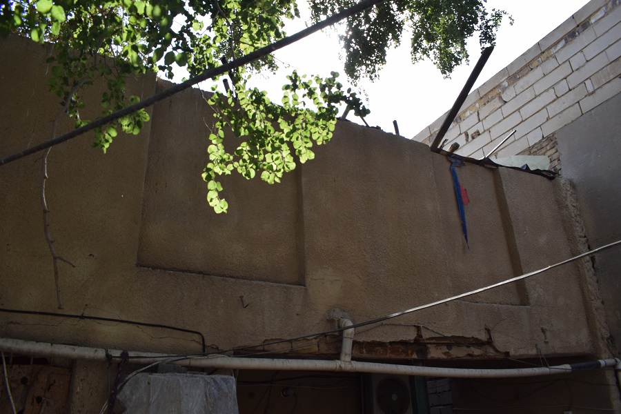 فرع النجف :-  لازالت اسره السيده / سكينه تناشد اهل الرحمه مد يد المساعده لها