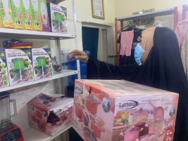 فرع البياع : مساعدة مالية من المتبرع الحاج / عبد الصاحب الشاكري ,لعائلة المتعفف (فاضل ,ك) 