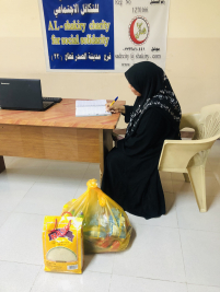 فرع مدينة الصدر : تسليم كفالة الايتام الشهرية من السيد / عماد عبود 