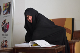 فرع النجف :- تسليم الكفاله الطبيه لاسره الارمله / حنان . ك . ص 