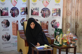 فرع النجف :- تسليم المساعده  الانسانيه لاسره السيده / ليلى . ه . ع من قبل السيد ليث كبه 