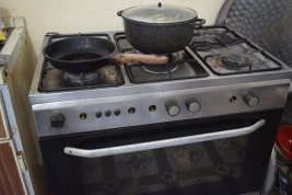 فرع النجف :- لازالت اسره السيده / وسن واطفالها الخمسه تناشد اهل الرحمه تقديم المساعده لهم