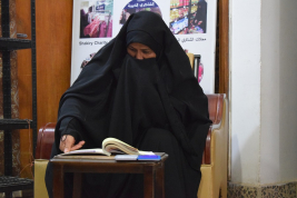 فرع النجف :- تسليم المساعده لاسره السيده / رباب . ه . م من قبل السيد / مرتضى مطوق