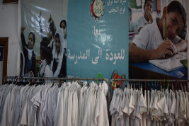 فرع النجف :- مستمرون بتجهيز محلات الشاكري الخيريه ضمن حمله ( العوده الى مقاعد الدراسه ) 
