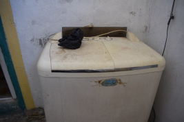 فرع النجف :-  لازالت اسره السيده / وجدان تناشد الخيرين مد يد المساعده لها ولاسرتها