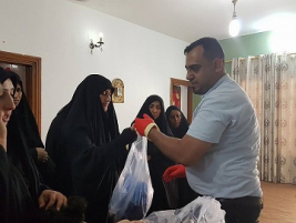 فرع النجف :-  مجموعه من معلمات مدرسه السنابل تتبرع ب(21) حصه من اللحوم الحمراء 