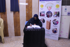 فرع البصرة: تسليم كفالة الاسرة الشهرية من المتبرع الفاضل / علي حسان