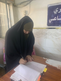 فرع البياع : تسليم مساعده ماليه مقدمة من المتبرع (مير موسوي ) للارملة (ايمان م) 