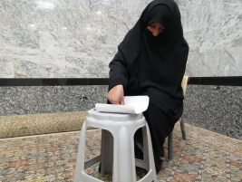 فرع النجف: تسليم الكفالة الشهرية المقدمة من (السيد/ علي الشاكري)