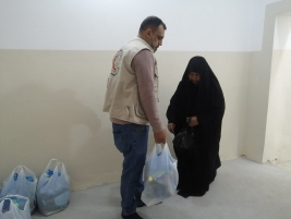 فرع النجف: تسليم التبرع الوارد من (تبرعات المحسنين الكرام)