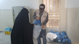 فرع النجف :-  تسليم المساعده لاسره السيده / رباب . ه . م من قبل تبرعات المحسنين 