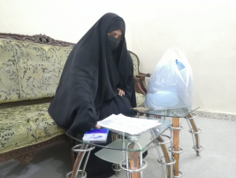 فرع النجف :- تسليم المساعده الانسانيه المقدمة من (السيدة/ زينب عبد الزهره )