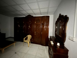 فرع البصرة: تسليم المساعدة العينية الواردة من (السيد/ عصام سلمان حبيب)