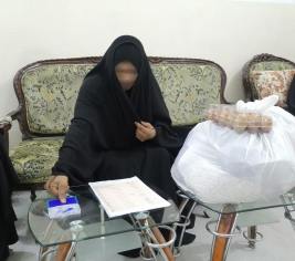 فرع النجف: -تسليم الكفالة الشهرية المقدمة من (السيدتين/ ولاء مجيد ووالدتها)