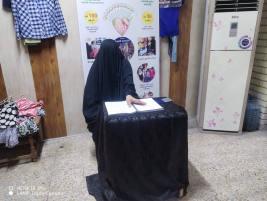 فرع البصرة : تسليم كفالة الأيتام الشهرية من المتبرعة الكريمة / مي كبه 