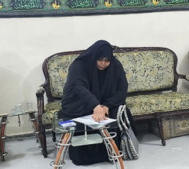 فرع النجف: تسليم الكفالة الشهرية المقدمة من (السيدتين/ ولاء مجيد ووالدتها)