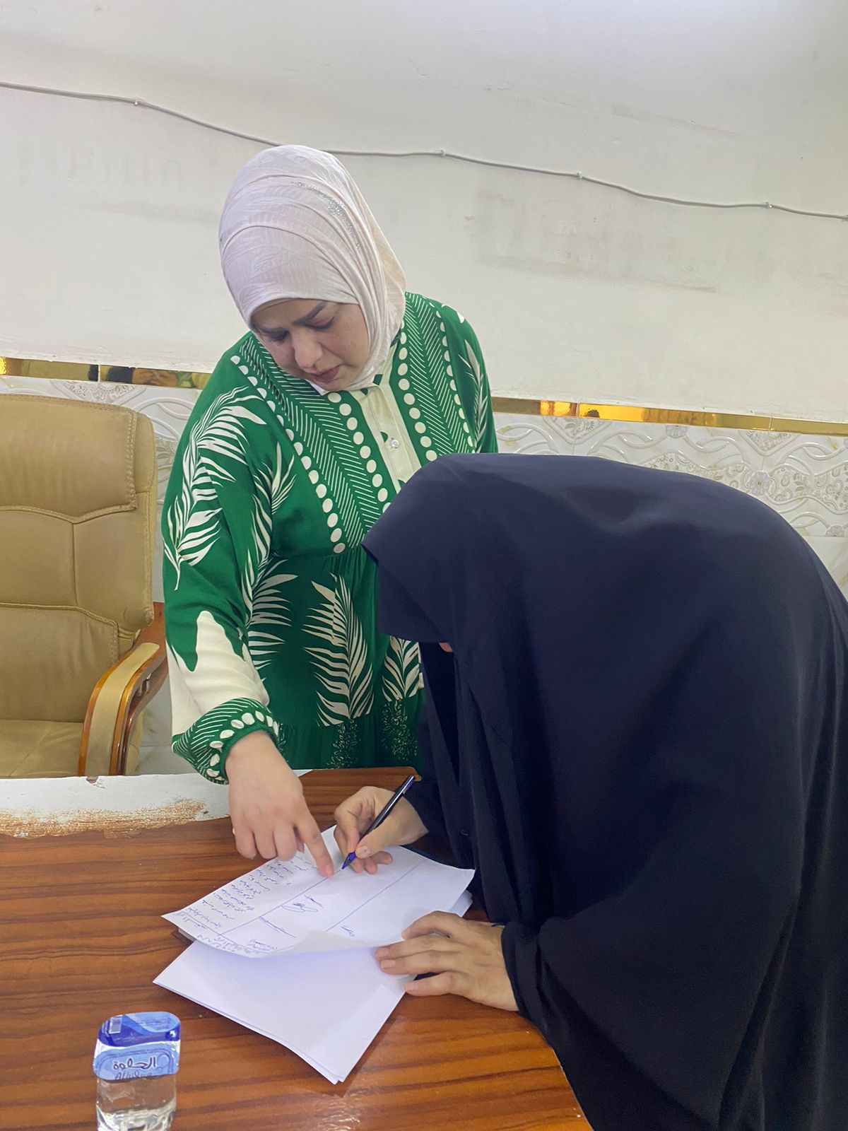 فرع البياع: تسليم الكفالة الشهرية المقدمة من (السيد/ ب. عبدالجبار)