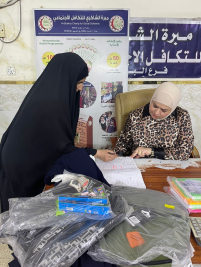 فرع البياع: تسليم الكفالة الشهرية المقدمة من (السيدة/ س. عبدالصاحب)